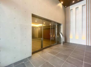 19/21 エントランス