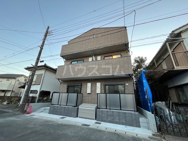 14/16 エントランス