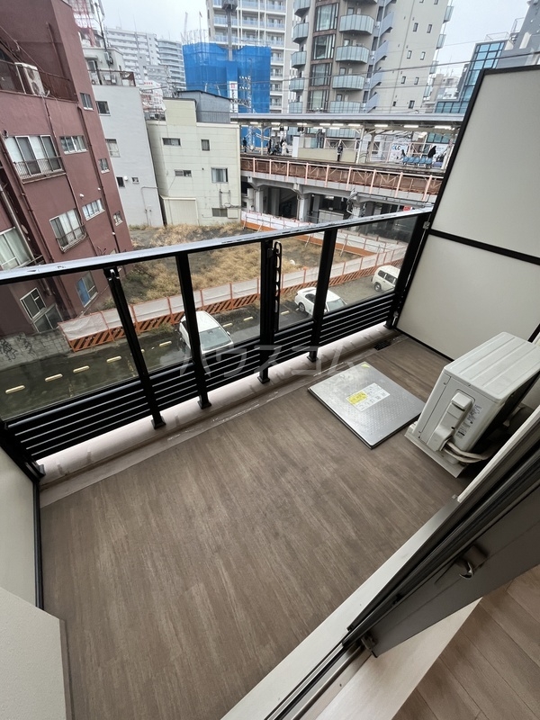 14/27 バルコニー