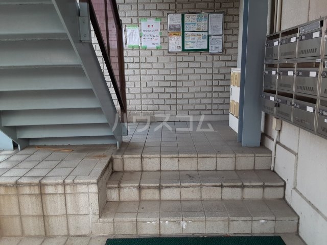 15/24 エントランス