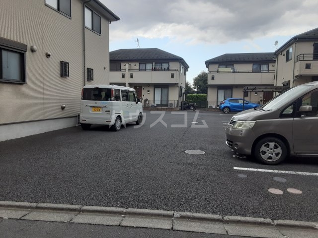 3/5 駐車場