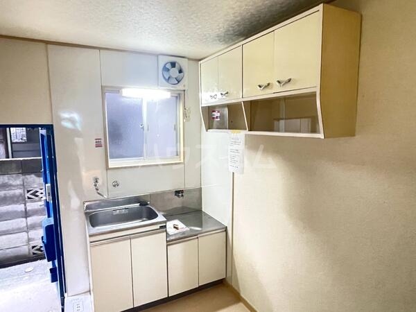 16/19 エントランス