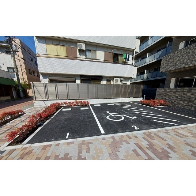 16/26 駐車場
