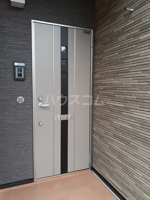 14/20 エントランス