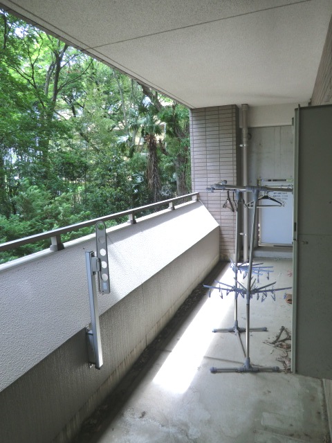 16/27 バルコニー