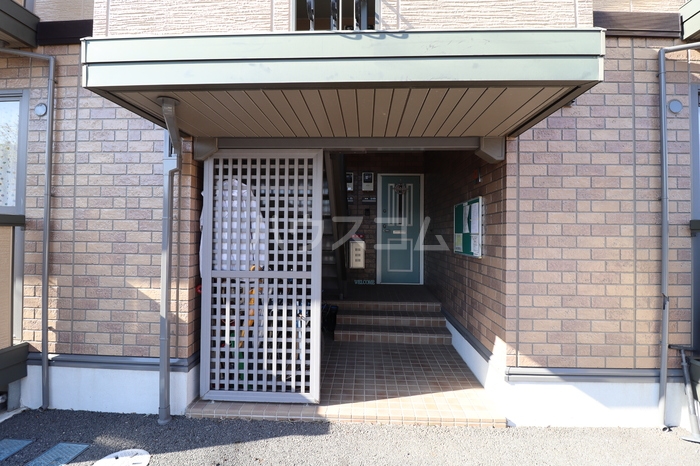 18/24 エントランス