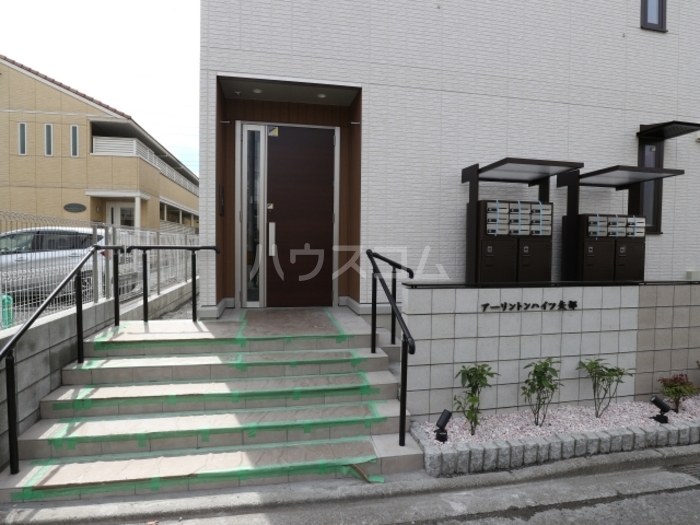 17/26 エントランス