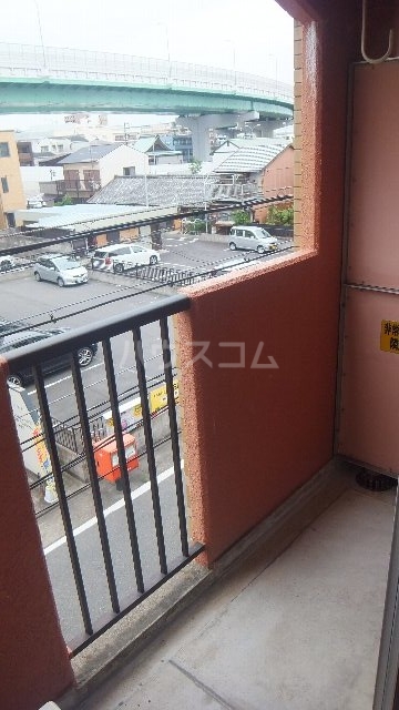 16/23 バルコニー