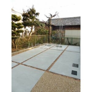 16/23 駐車場