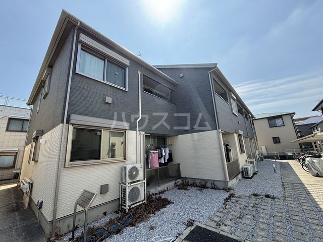 2/3 エントランス