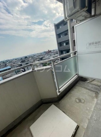 13/21 バルコニー