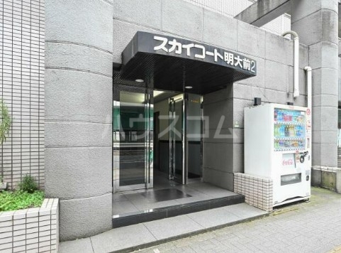 16/21 エントランス