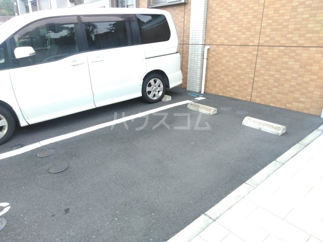 21/30 駐車場