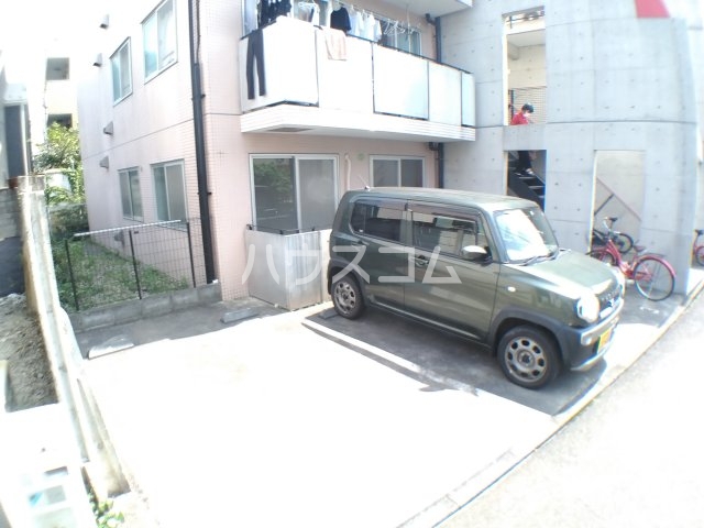 16/26 駐車場