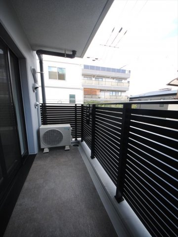 20/30 バルコニー