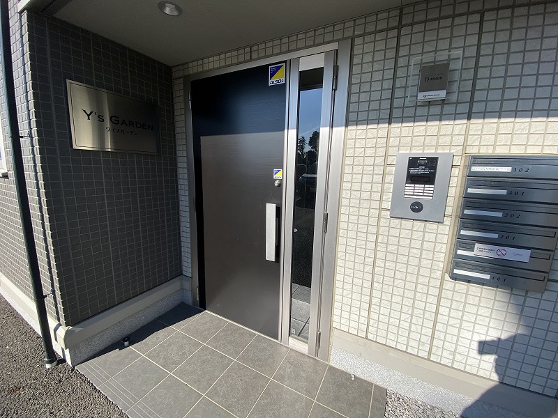 5/8 エントランス