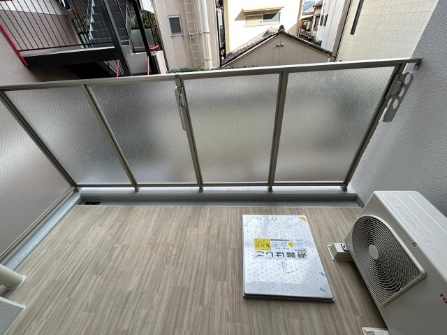 15/23 バルコニー