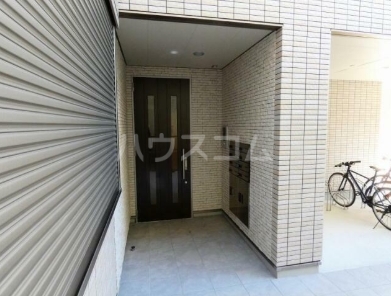 3/8 エントランス