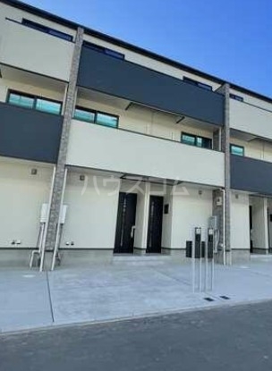 14/23 エントランス