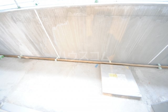 14/23 バルコニー