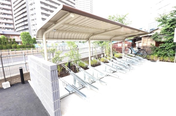 17/28 エントランス