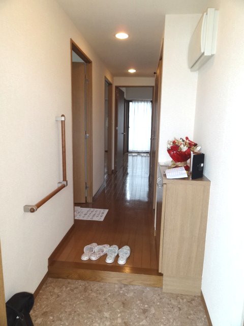 21/26 エントランス