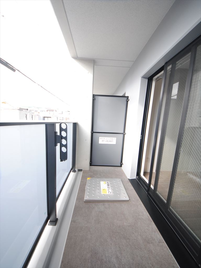 19/30 バルコニー