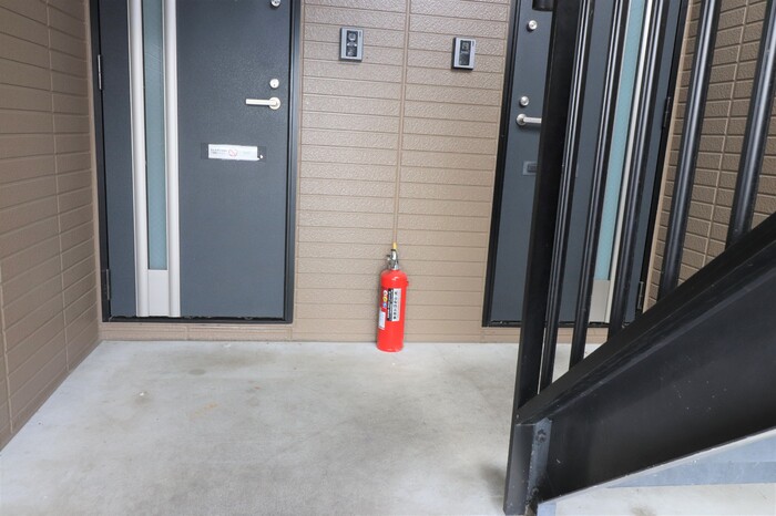 16/21 エントランス