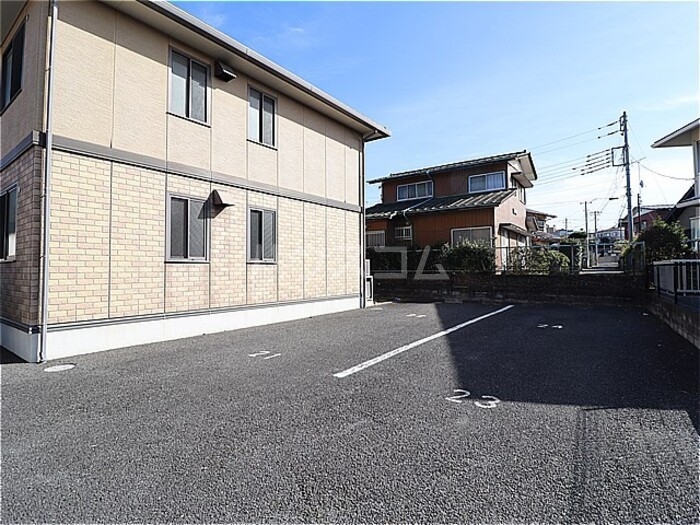 21/24 駐車場