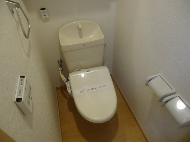 18/26 トイレ
