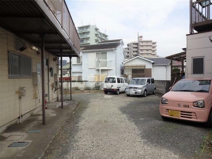 17/17 エントランス