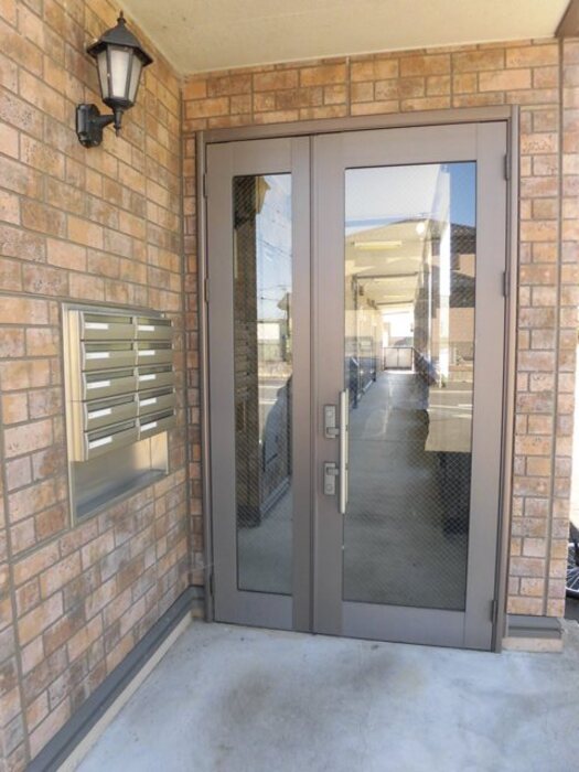 2/5 エントランス