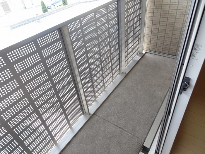 15/20 バルコニー