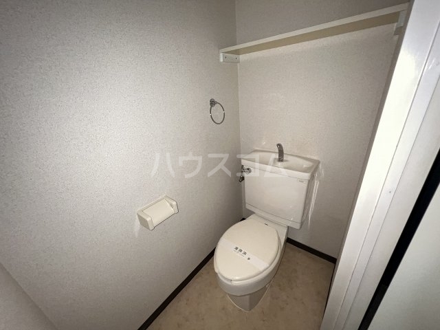 13/30 トイレ