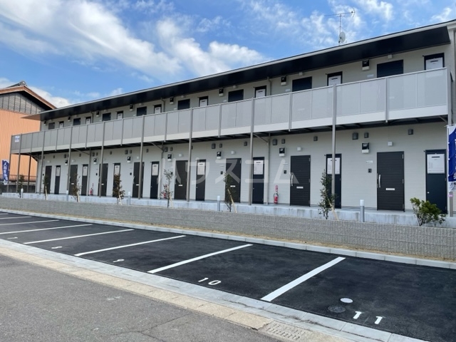 22/30 駐車場