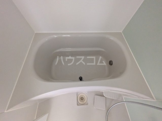 13/30 浴室