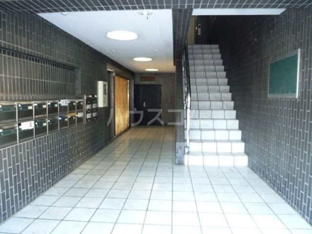 21/24 エントランス