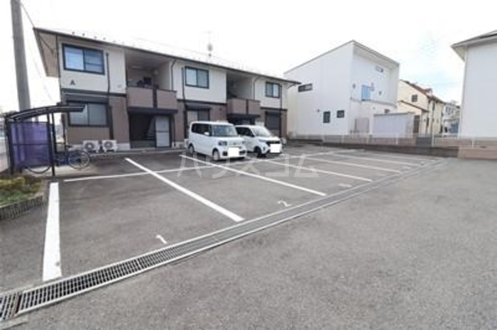 20/21 駐車場