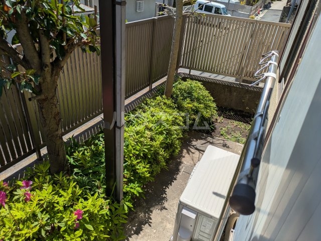 25/25 エントランス