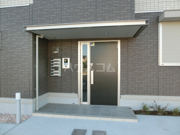 19/22 エントランス