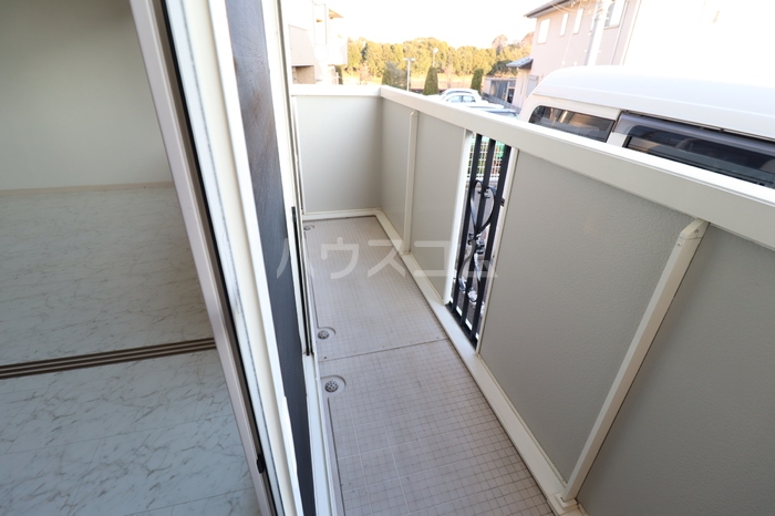 13/19 バルコニー