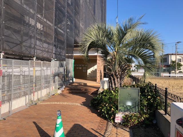 3/8 エントランス