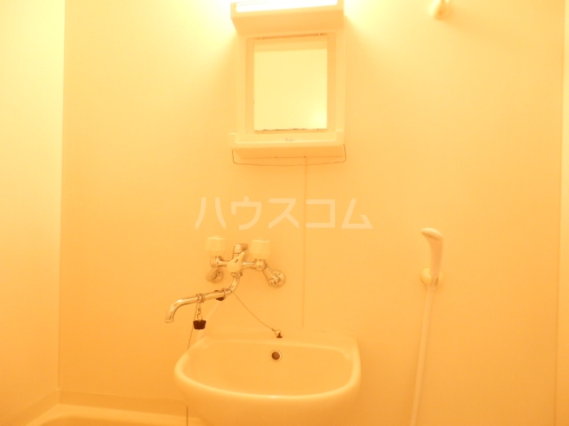 13/30 洗面