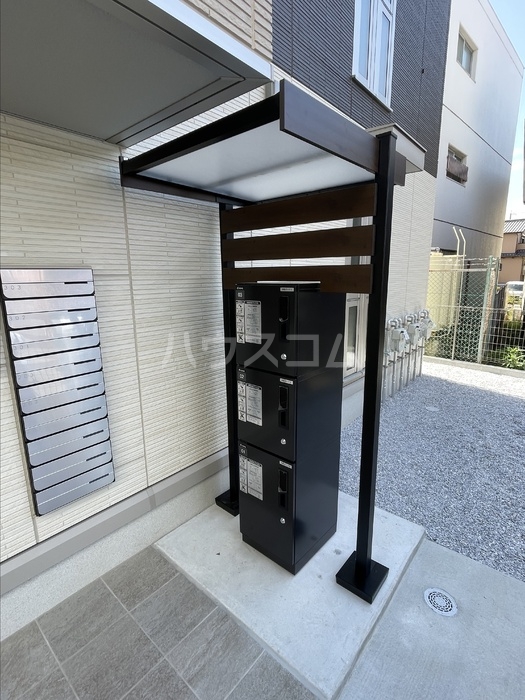 16/25 エントランス