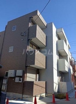 16/16 エントランス