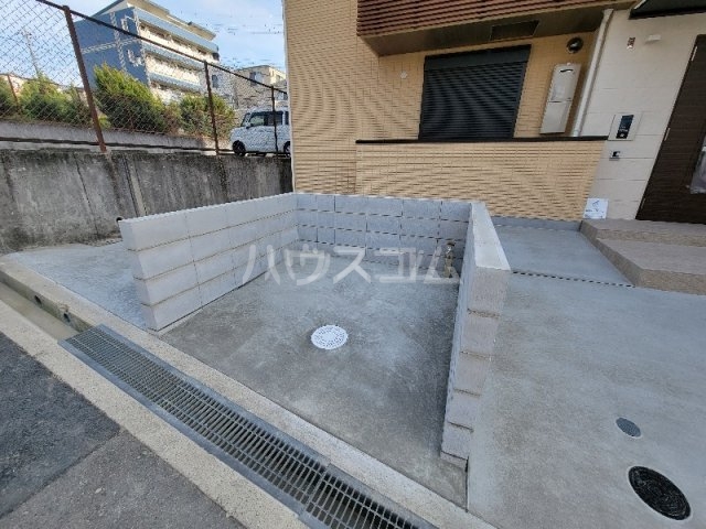 14/23 駐車場