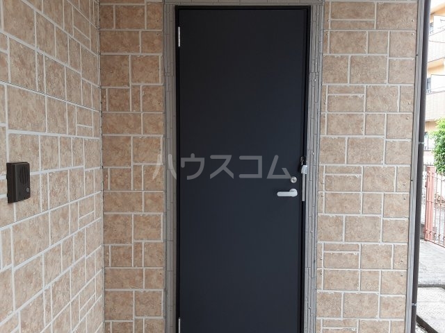 24/29 エントランス