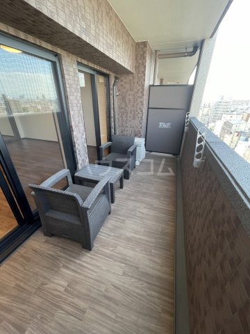 19/30 バルコニー