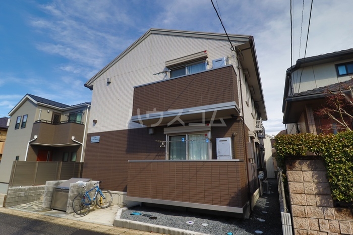 16/26 エントランス