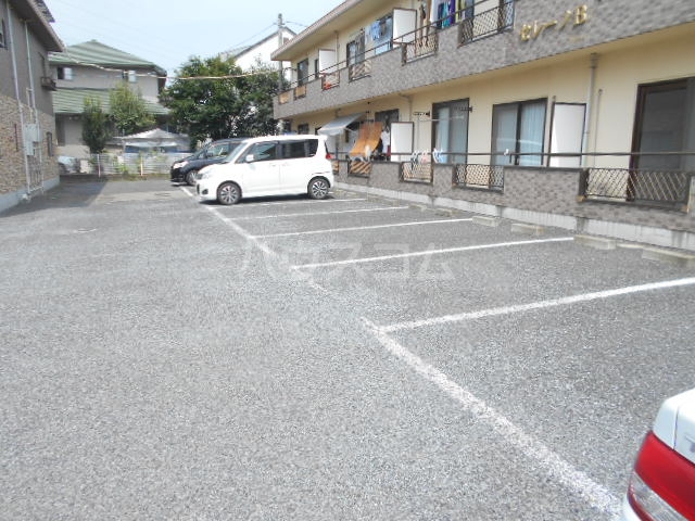 26/30 駐車場